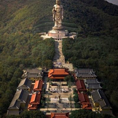 Ling Shan Giant Buddha - A Mountaintop Marvel and Symbol of Serenity!